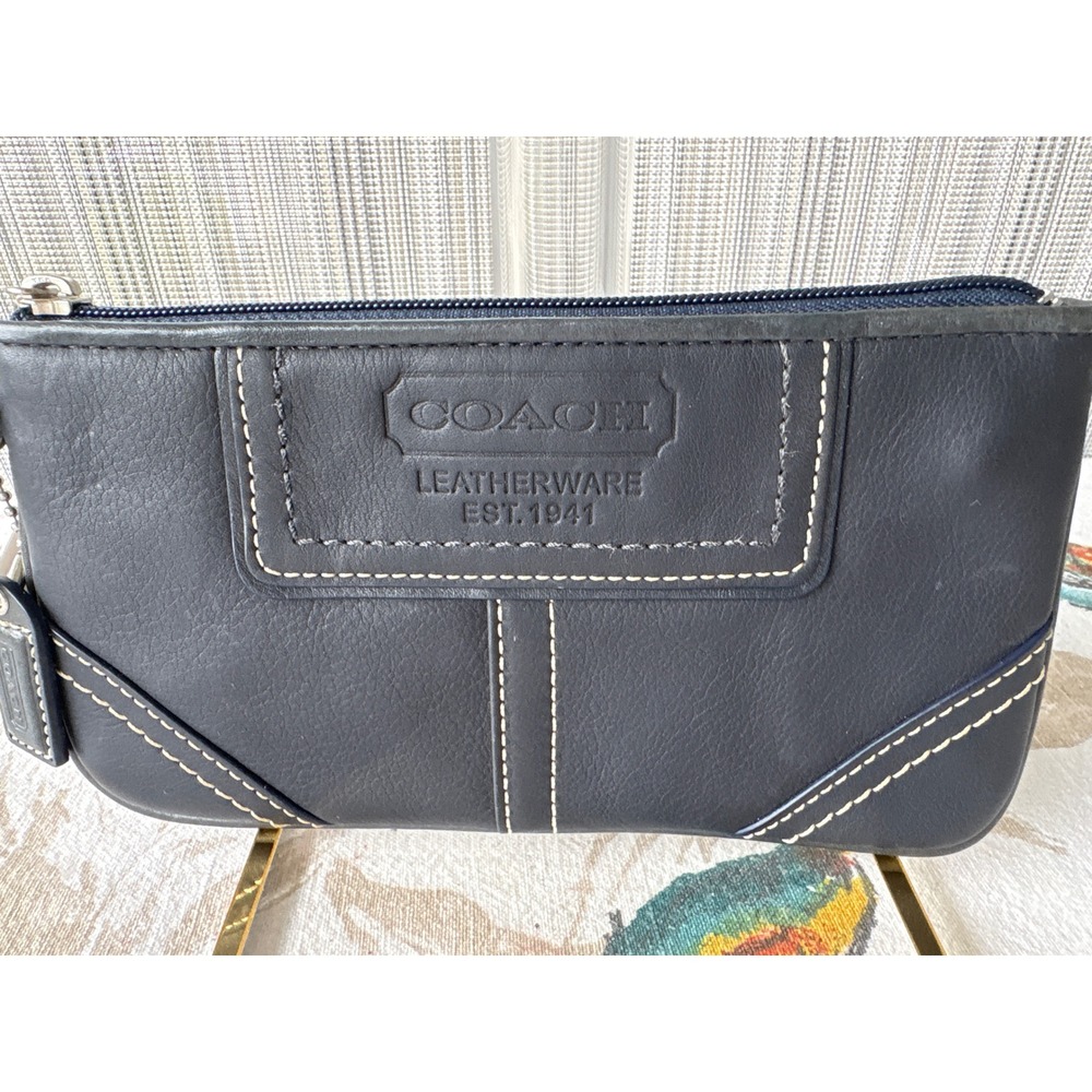 Coach Navy Leather Gallery Wristlet F40963 Silver Hardware NWT